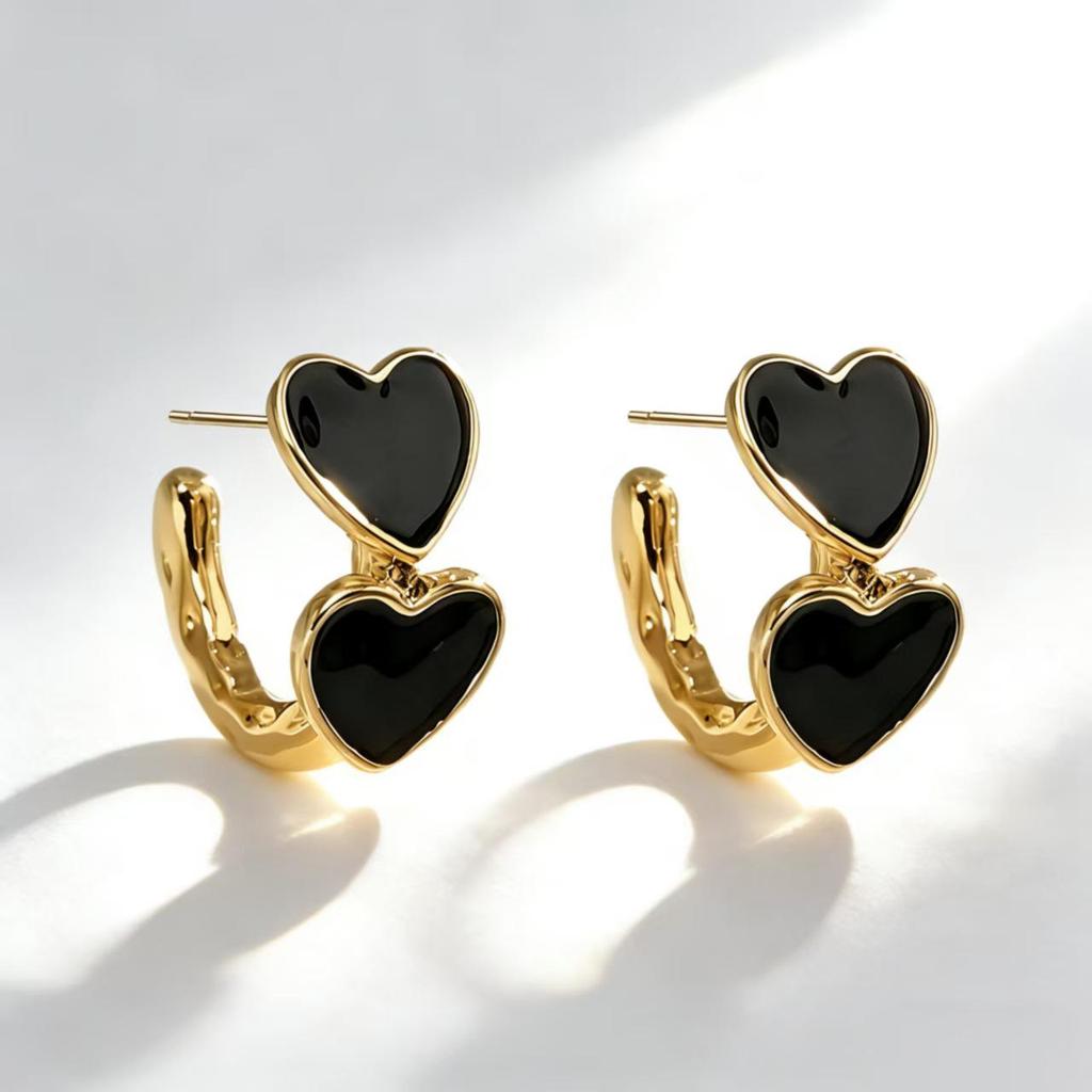 Trendy Three-Dimensional Exaggerated Heart Earrings for Women 
