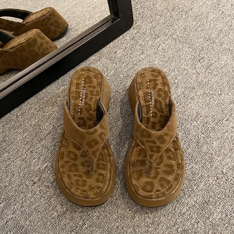 Wear summer high heels sandals toes new slippers leopard print herringbone female slope heel pink clip 2025