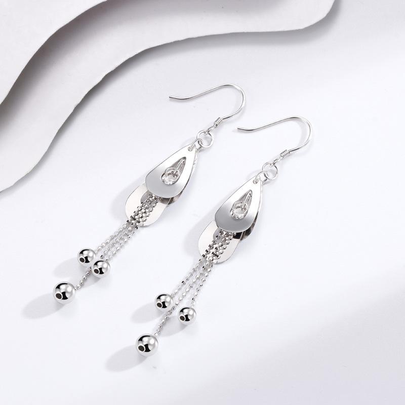 Korean Version Ins Water Drop Fringed Earrings Women's Niche Design Sense Fashion Temperament Long Earrings
