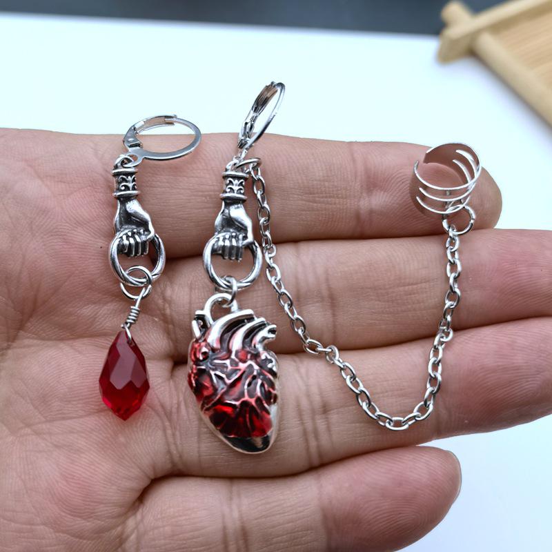 Asymmetrical Gothic Vampire Heart Cuff Earring Chain