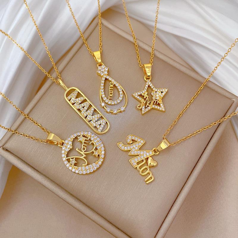 Copper Micro-Inlaid Love Fashion Light Luxury Temperament Gorgeous Full Diamond Necklace Female Versatile Collarbone Chain Titanium Steel