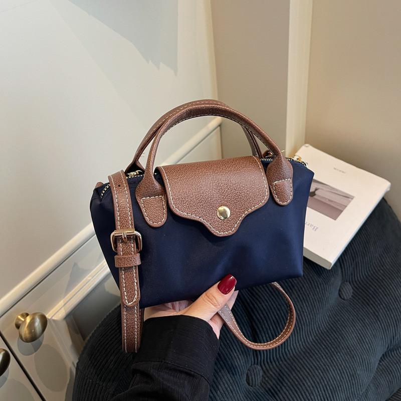Minimalist Womens Small Square Nylon Shoulder Bag With Inner Zipper Pocket For Casual Outings