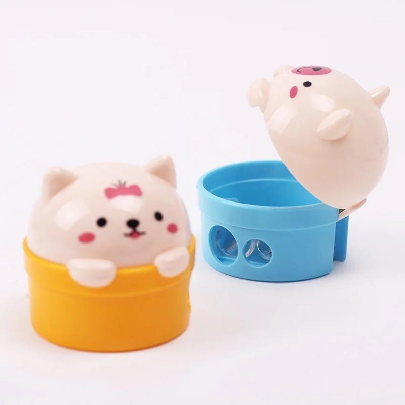 2PC Stationery Double Holes Pencil Sharpener Cartoon Cat and Bear Plastic Pencil Sharpener for Kids Student School Color