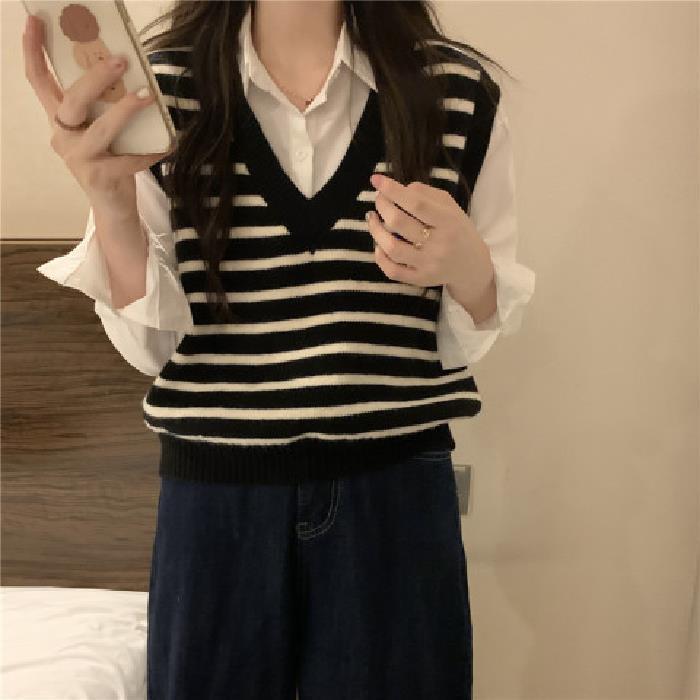 Early autumn knitted vest women, spring and autumn new gentle lazy wind v-neck striped knitted vest sweater women s vest One size fits all