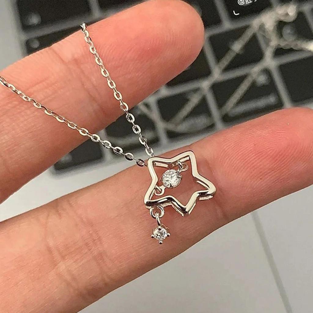 Girls Y2K Sweet Cool Star Rhinestone Necklace Geometric Silver Color Hollow Pentagram Pendant Necklace for Women
