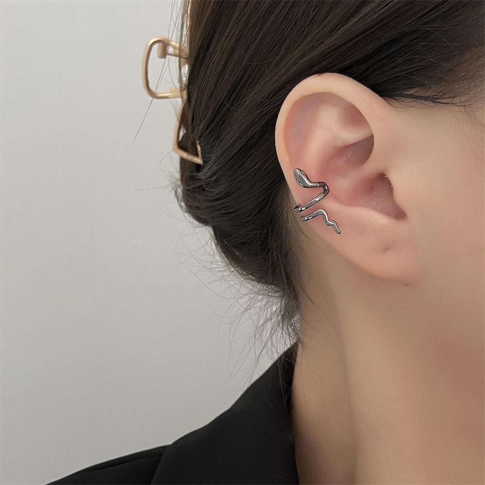 

1pc Silver Color Snake Ear Cuff Non-Piercing Ear Clip Earrings for Women Men Fake Cartilage Earring Cuff Trend Jewelry Wholesale