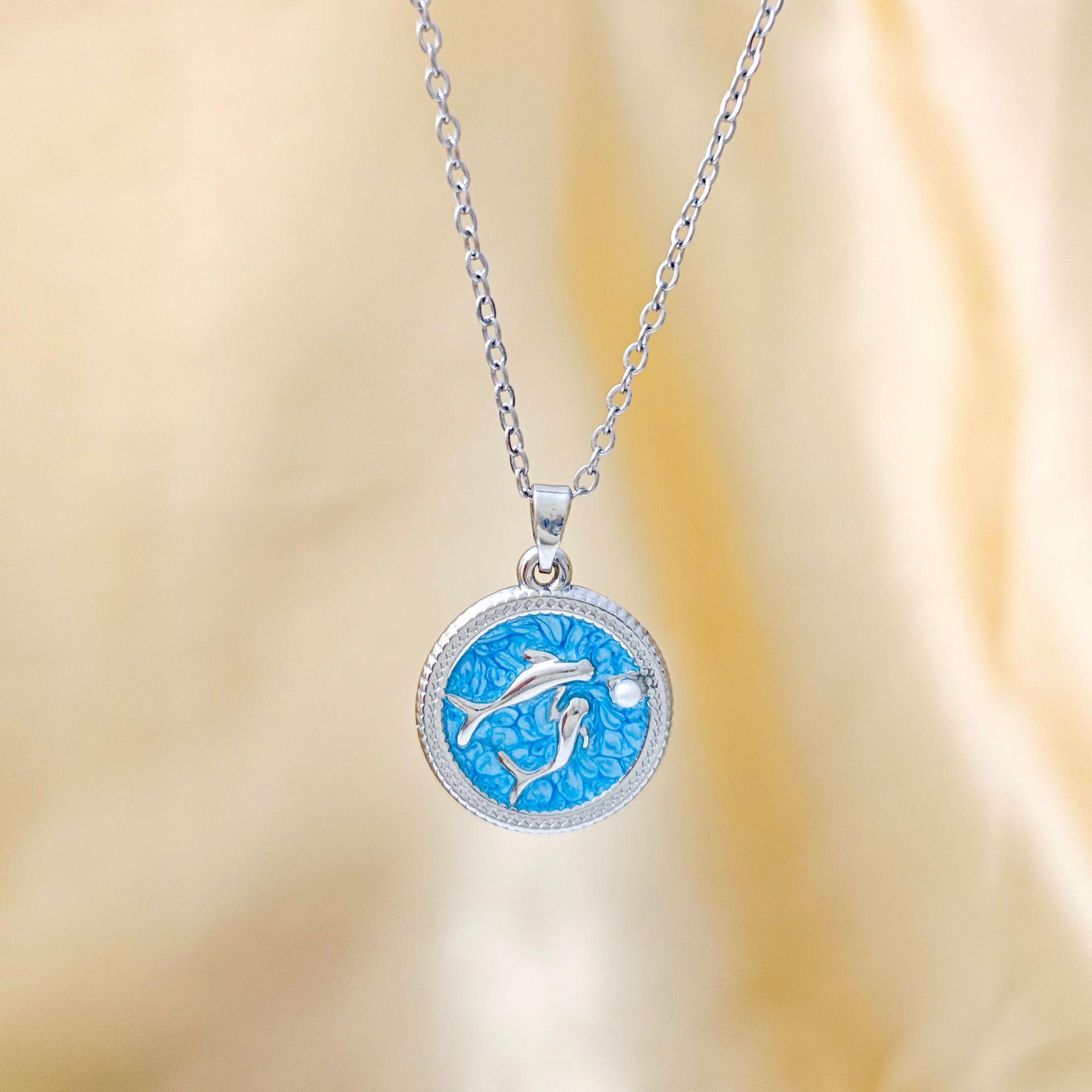 High-End French Light Luxury Pearl Pendant Necklace for Women - Non-fading Cross-border Design