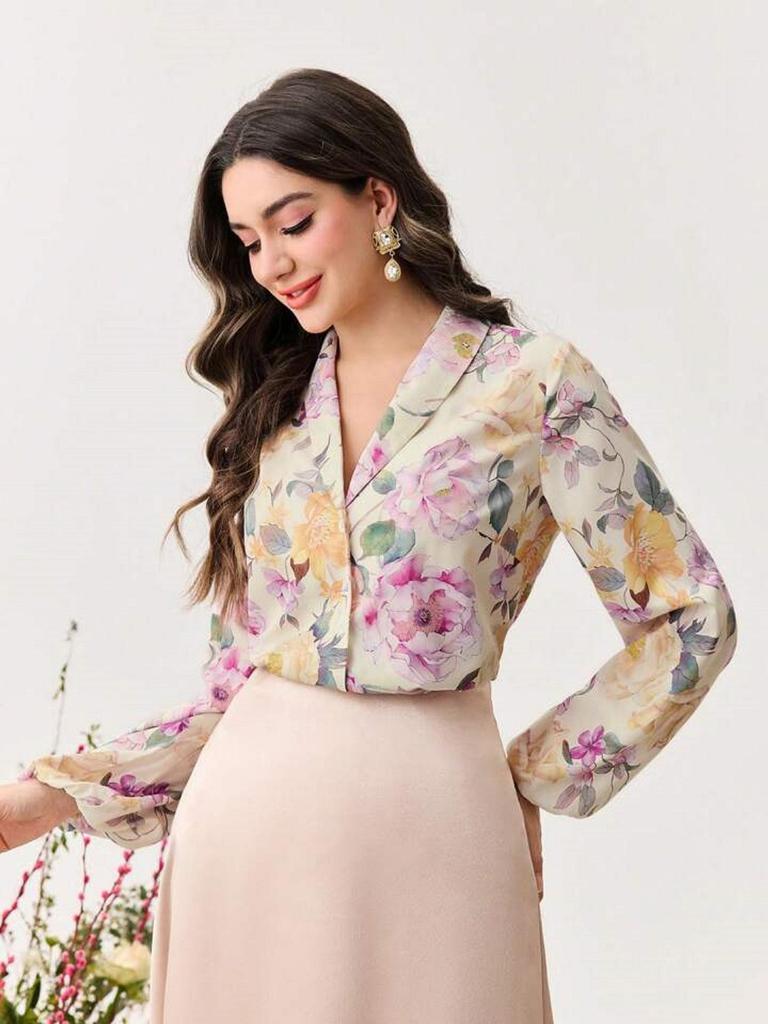 Chemise Femme Coupe Slim Manches Longues Imprimé Floral avec Nœud Papillon - Printemps/Été 2025