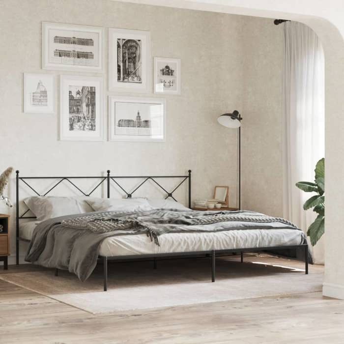 VidaXL Cadre de lit métal sans matelas avec tête de lit noir 200x200cm 376509