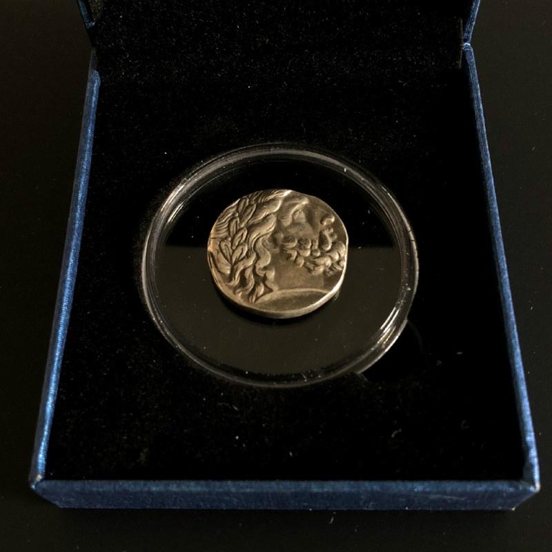 Ancient Greek Mythology Sun God Apollo Sagittarius Guardian Metal Badge Craft Coin Ornament Gift Copy