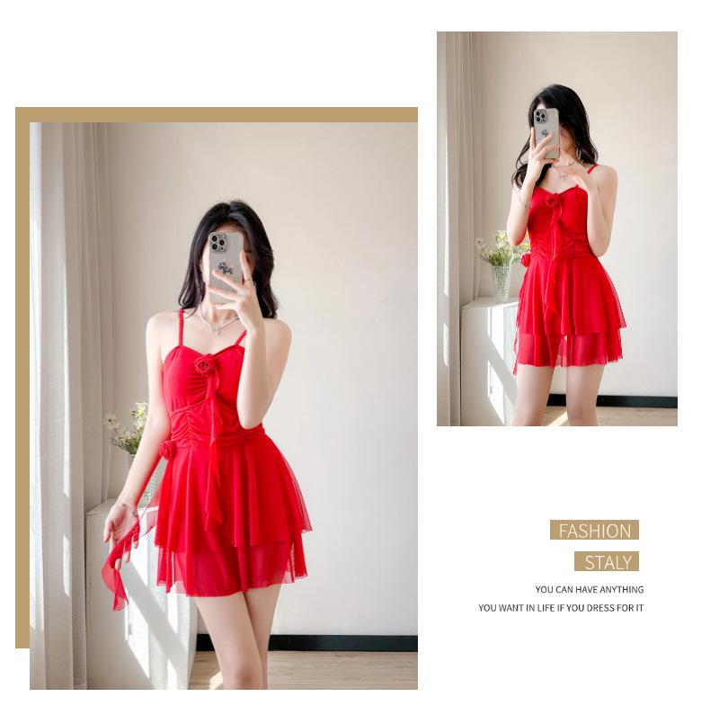 Elegant Sweet Style Slimming Resort Swimsuit with Conservative Skirt - Versatile Women's Swimwear
