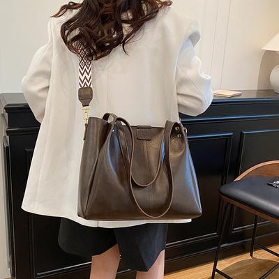 New Shoulder Bag European and American Retro Large Capacity Commuter Tote Bag Handbag Wide Strap Crossbody Bag Shoulder Bag