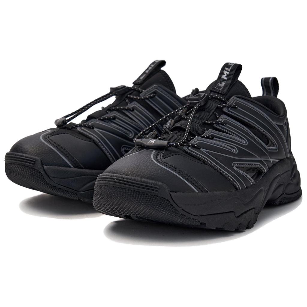 New MLB New York Yankees Slip Resistant And Breathable River Trekking Shoes Unisex Black 3ASDC0153-50BKS