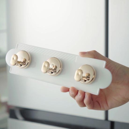 Self-Adhesive Wall Bathroom Hook Strong Load-bearing Hanger Organizer Hook