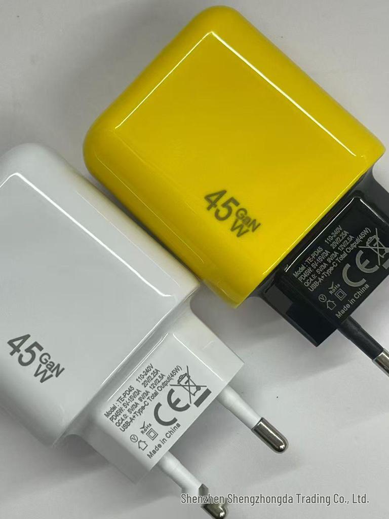 Dual-Port PD45W GaN Fast Charger with International Compatibility and LED Indicator