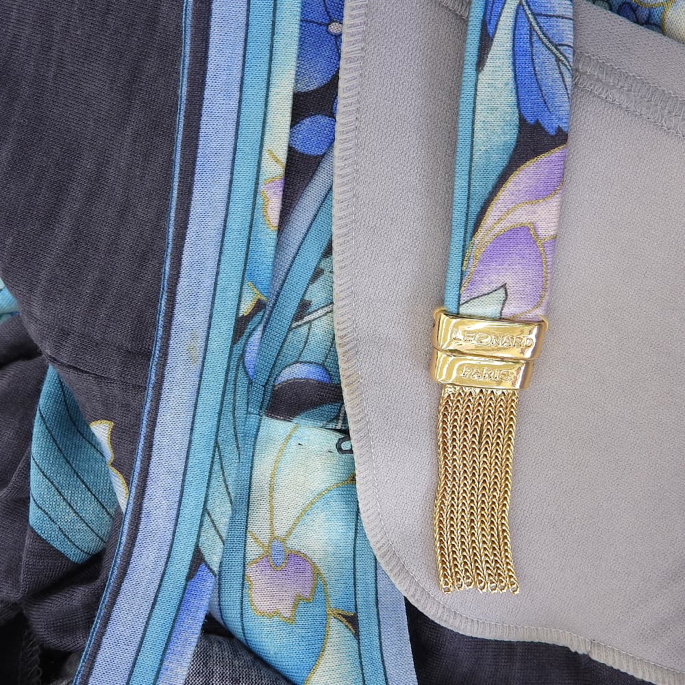 LEONARD Women's Floral Print Belted Dress, Black and Blue, Size L, 0380105 Dress L Black / blueUsed