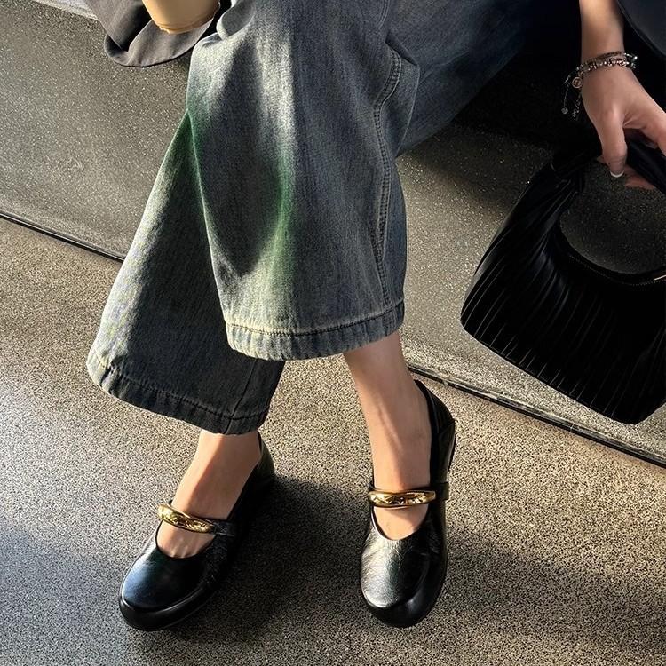 Mode Flats Damskor Grunda Vår Loafers Skor 2025 Ny Trend Mysiga Sandaler Promenad Klänning Vardagliga Festskor för Kvinnor