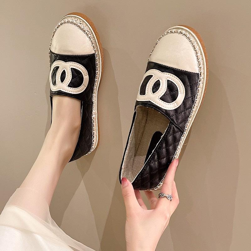 Xiaoxiangfeng fiskarskor med tjock sula damskor 2025 nya vår- och sommarskor nischade enkelskor lastade skor loafers Doudou-skor dam