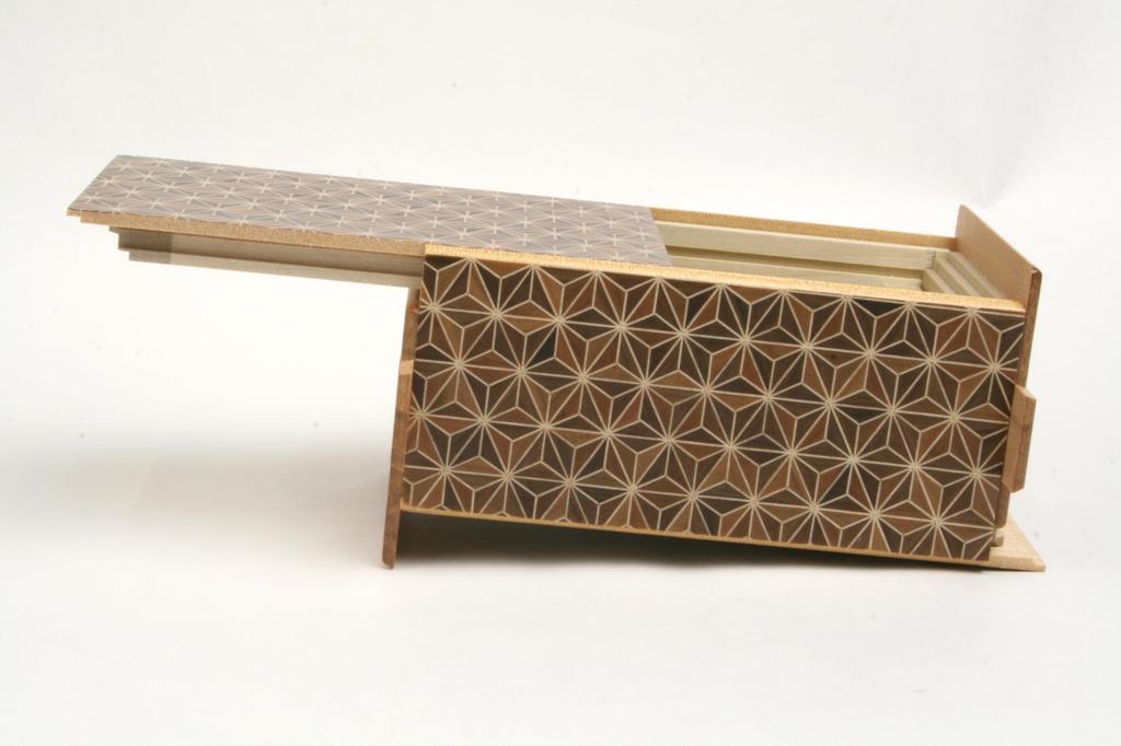 Japanese puzzle box steps Kuroasa 21+1