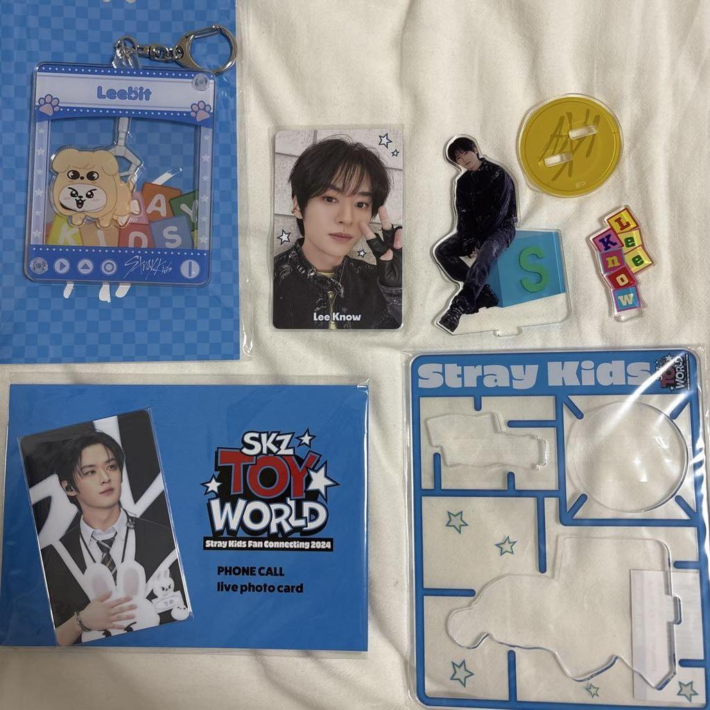 [USED] Lino Toy World Fan Meeting Trading Card Goods Acrylic Stand Keychain