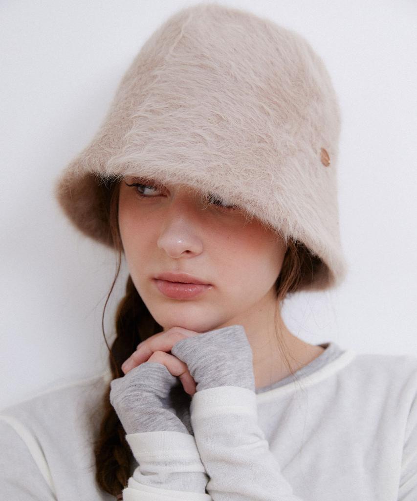 Hallen Soft Hairy Fur Bucket Hat (C072_Beige)
