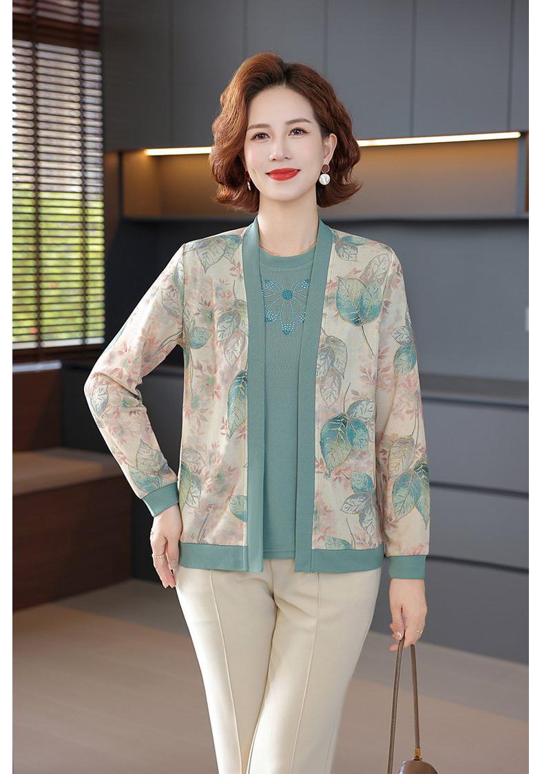 

2026 Spring Collection: Stylish Outerwear & T-Shirt Set for Middle-Aged and Elderly Women - Perfect for Spring/Autumn XL (90-105 kg)