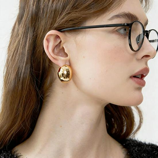 Elegant Gold & Silver Oval Egg-Shaped Stud Earrings: Niche Design with High-End Feel for Women