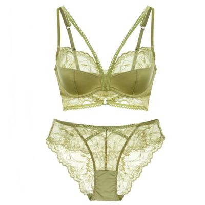 Sexy damesondergoedset in Franse stijl, ultradunne kanten lingerieset bestaande uit een minimizerbeha en slipje.
