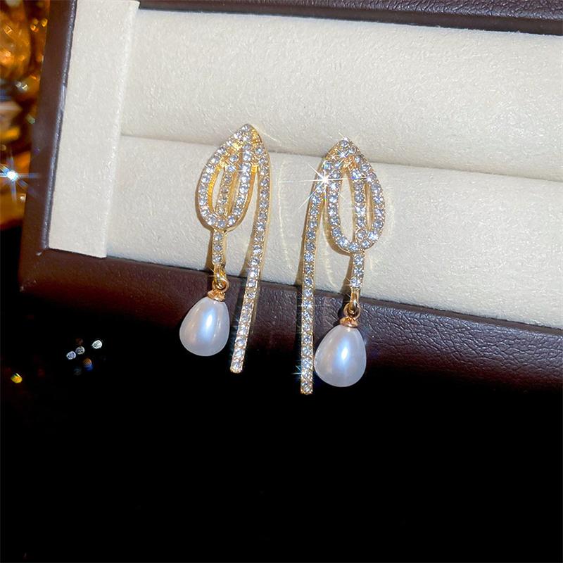 Inlaid Crystal Imitation Pearl Waterdrop Tassel Long Personality Geometry Dangle Earrings for Women Korean Fashion Jewelry