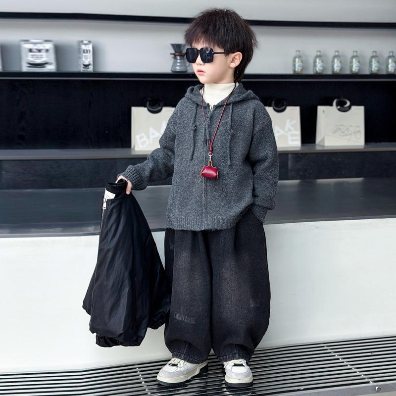 

2025 Boys Cool Leather Jacket & Cotton-Padded Set for Autumn/Winter: Trendy & Handsome Style 90 cm