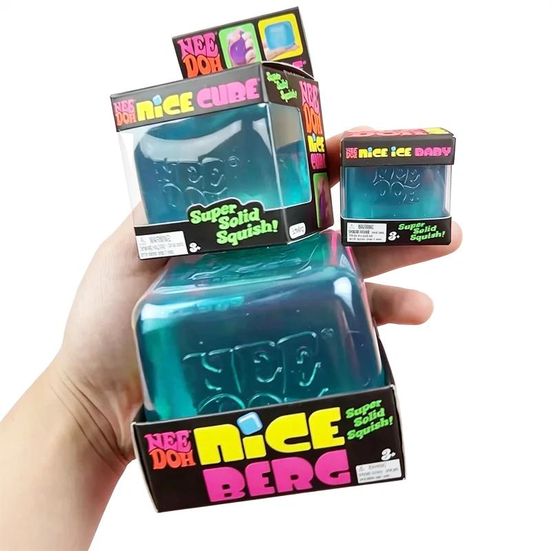 Needoh Mini Nice Ice Baby Teenie Velikost Berg Super Kostka Hračka Mačkací Pomalé Vracení Uvolňovač Stresu pro Úzkost Autismus Senzorická Hra