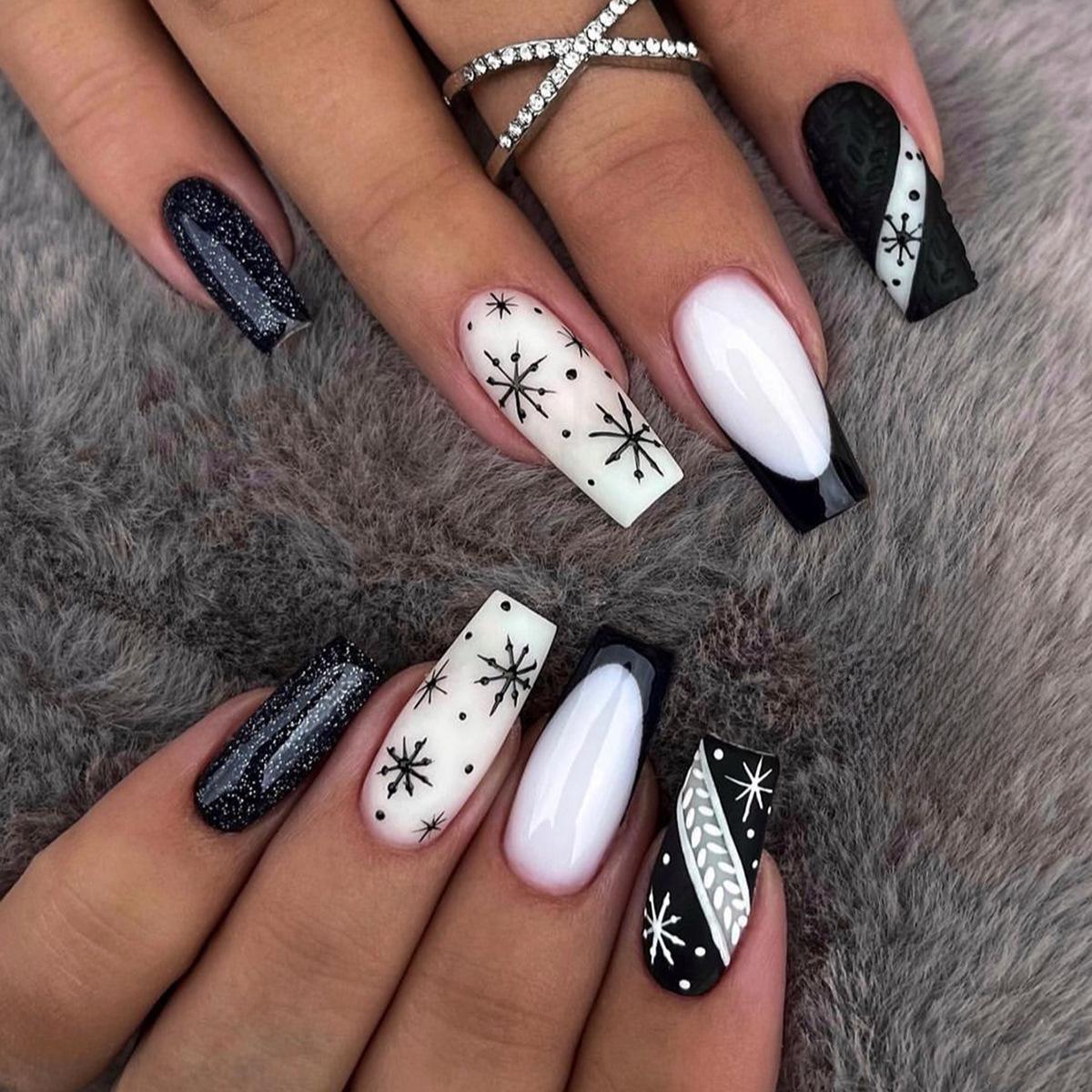 

Snowflake Glitter French Nail Stickers - Removable Long Ladder Style