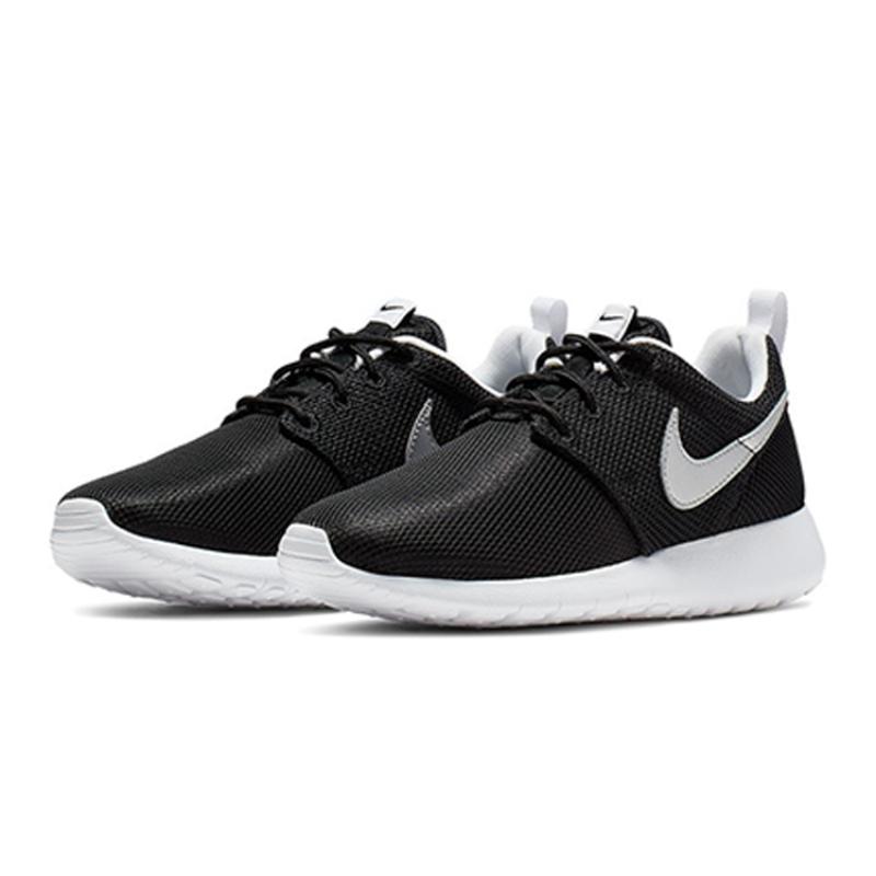 Nike Roshe One Black Metallic Silver GS Sneakers 599728-021