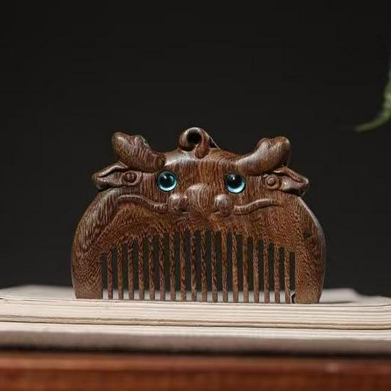 12 Zodiac Green Sandalwood Baby Comb – Engravable Wooden Craft for Children's First Birthday Gift