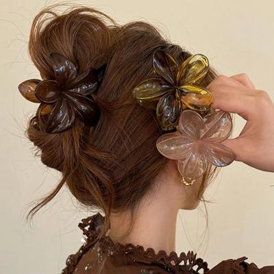 Three Retro Flower Clipper Female InS-style Hair Clips with Upturned Hair At the Back of the Head and Shark Clip Headwear