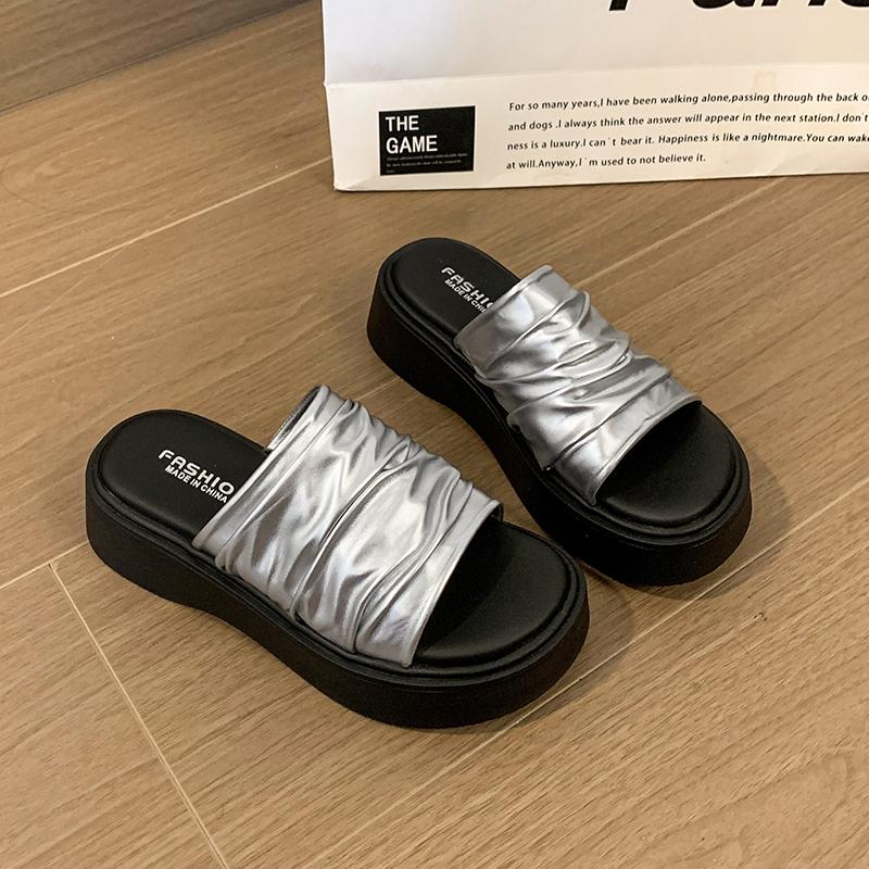 Fashion 2025 New Thick-Soled Height-Increasing Wrinkled Leather One-Line Flip-Flops for Women Soft Leather Bottom Cool Slippers