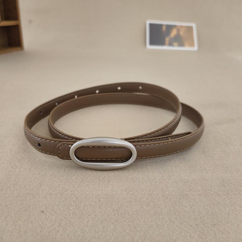 Fashionable Leather Waist Belt For Dresses And Skirts With Classic Buckle Closure