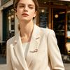 Cardigan Brooch Pin 3D Flower Decor Scarf with Rhinestone Stable Lock Inlay Thick Anti-exposure Suits Coats Sweaters Shawl Buckle
