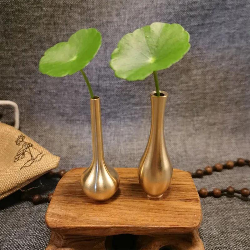 Brass Mini Antique Vase Home Decoration Retro Brass Vase Figurine Luxurious Decorative Craftsmanship Vase Decoration