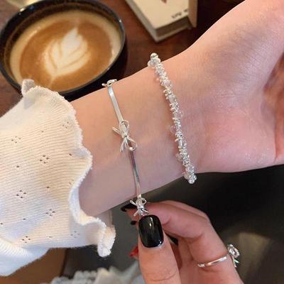 Süßes Schleifenarmband für Damen: Vielseitige Silber-Glühbirnenperlen zum Schichten, Beliebter Kreativer Handschmuck