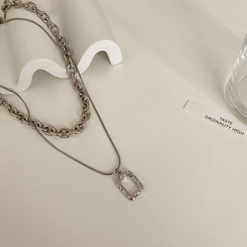Women's Double-Layered Openwork Square Geometric Stacked Clavicle Chain Delicate Engagement Jewelry Gift