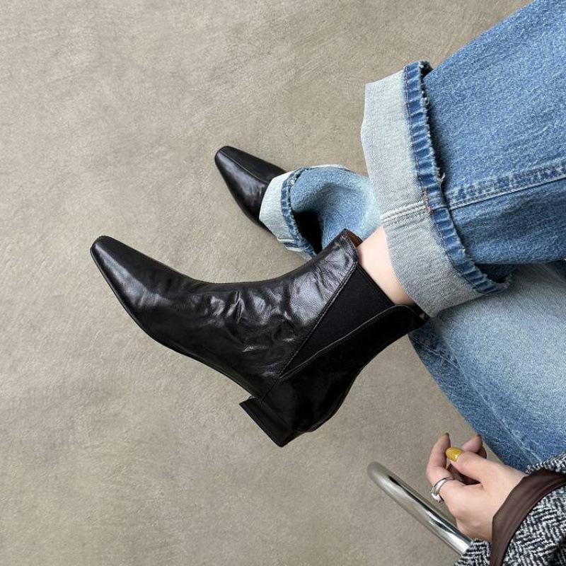 New women's leather shoes medium heel large size women's boots versatile leather Martin boots sleeve comfortable rubber sole medium boots women