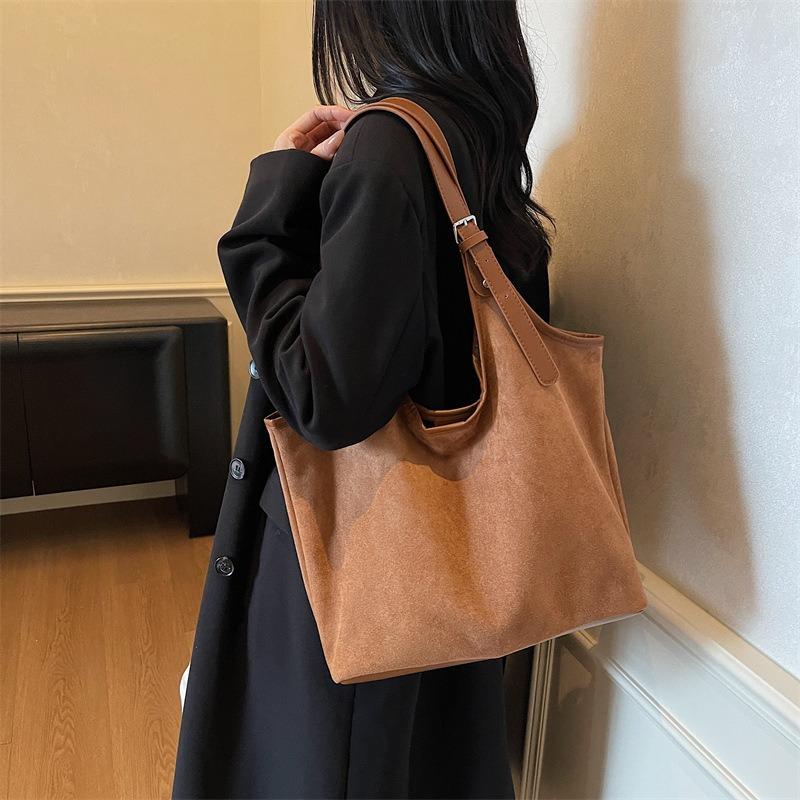 Retro autumn bag women's new retro shoulder bag large capacity tote bag fashion commuter bag