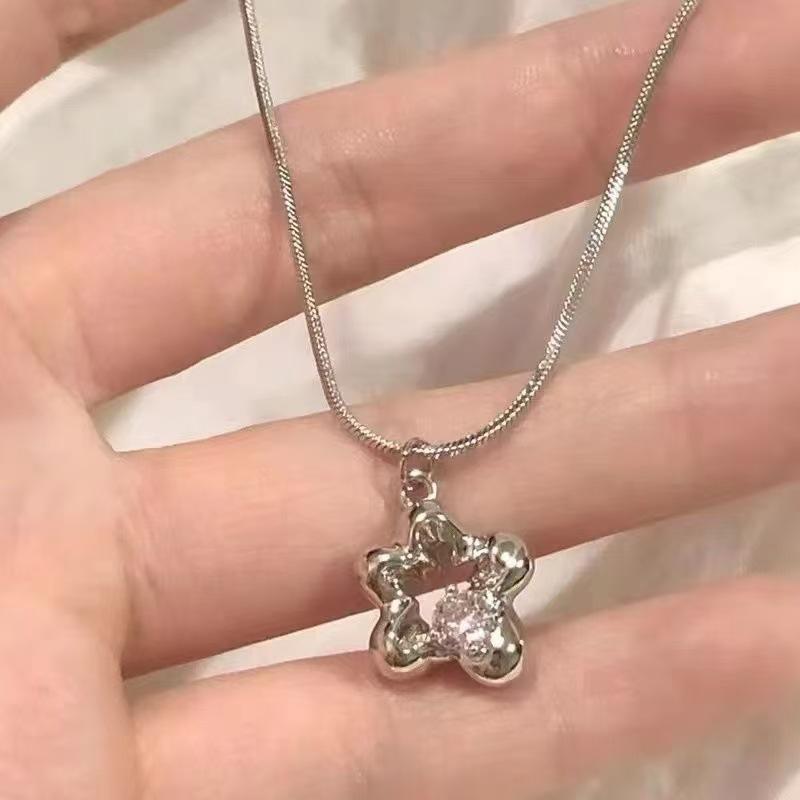 Double-layer Butterfly Necklace Women's Light Luxury Collarbone Chain Niche Design Neck Chain New Trendy Pendant Jewelry