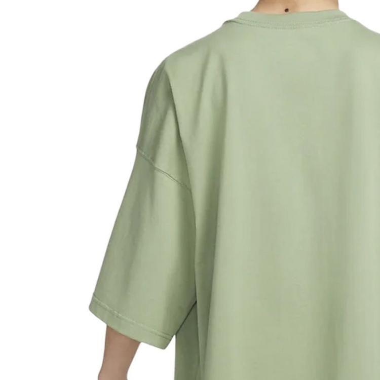 Nike T Shirts Men's Oil Green Crew Neck Moderate Straight Fit FB9767-386