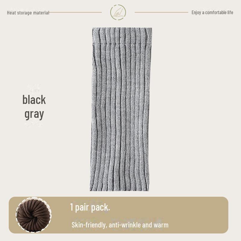 Damskie dzianinowe legginsy za kolano w szare paski, skarpetki na wiosnę i jesień