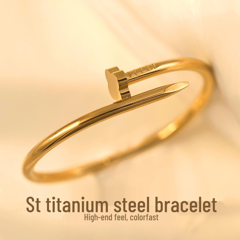 Damska Bransoletka ze Stali Tytanowej ze Złotymi Kolczykami - Nieblaknący Wzór Galwanizowany