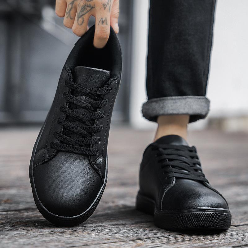 Summer new men's fashion board shoes versatile casual men's large size soft leather shoes