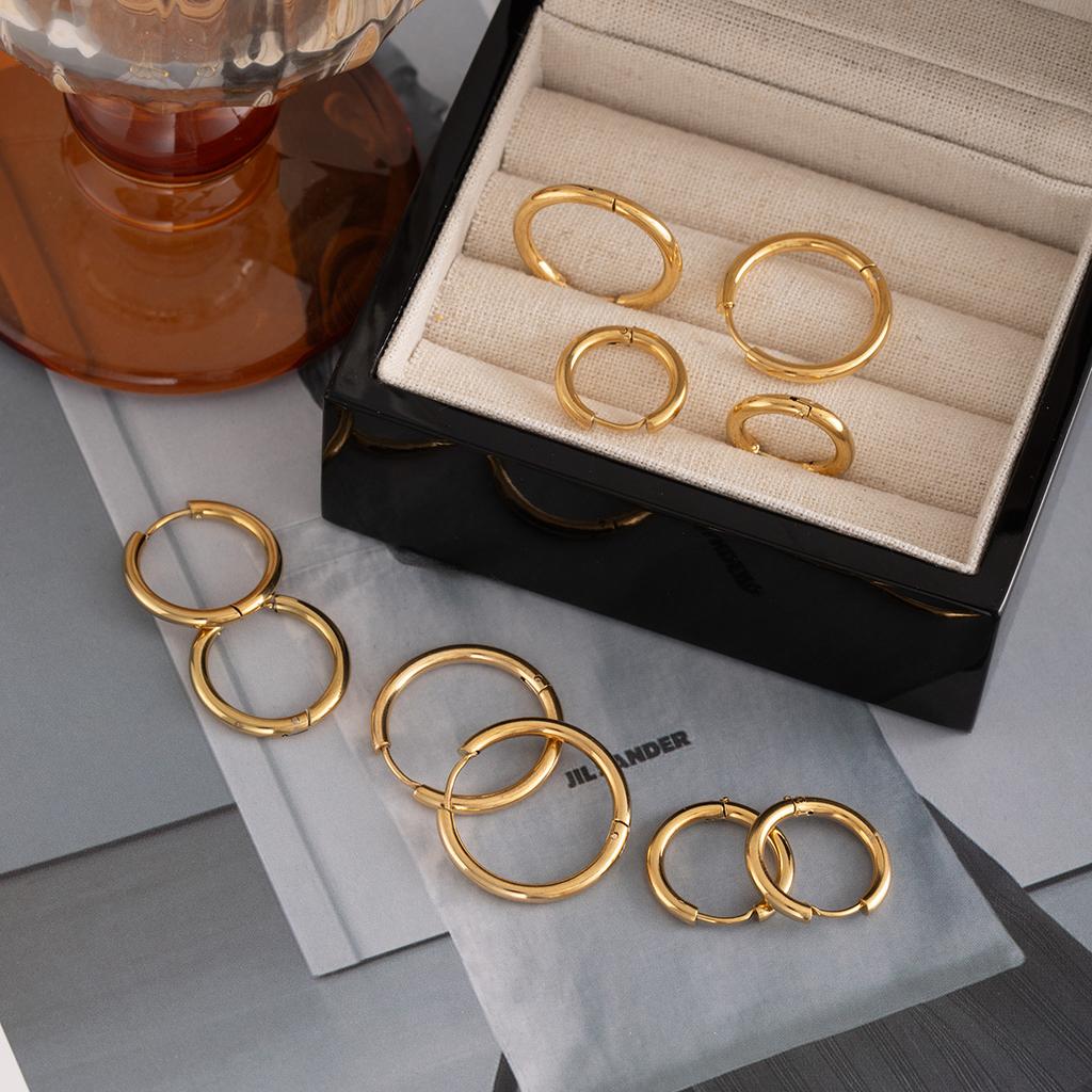 Retro Gold Plain Ring Earrings Simple Light Luxury Stainless Steel Stud Earrings Daily Commuting Premium Ring Earrings