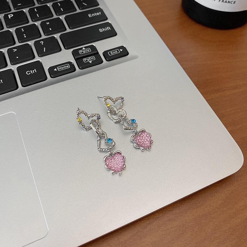 Wholesale S925 Silver Heart-shaped Tassel Earrings For Women Trendy And Cool Design